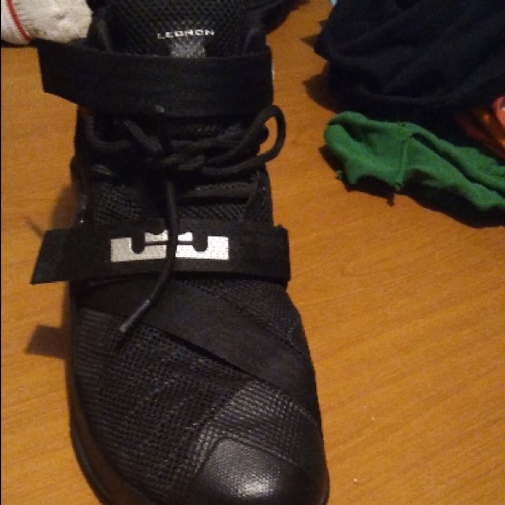 Men’s shoes